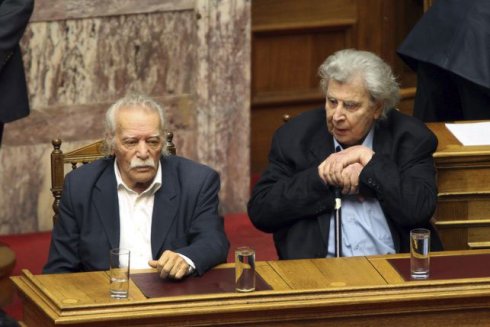 Manolis Glezos: “Pido disculpas al pueblo griego por haber contribuido a crear esta ilusión”