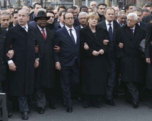 Merkel, Cameron, Rajoy y Renzi marchan el domingo en París