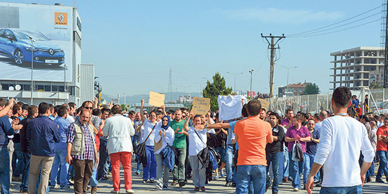 Rebelión obrera paraliza las plantas de Renault, Fiat y Ford en Turquía