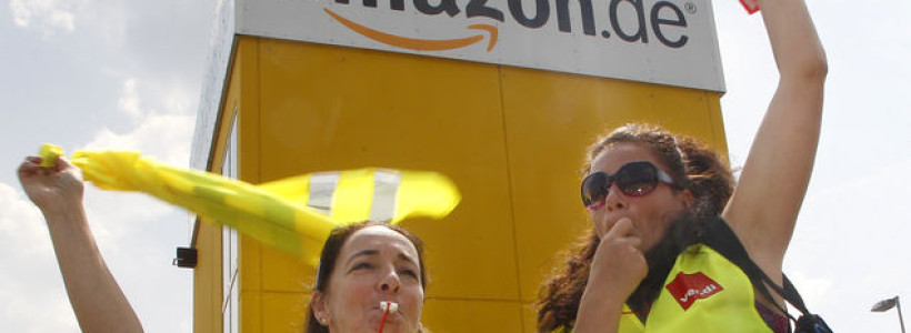 Amazon: delegados protestan frente a los tribunales por reinstalación