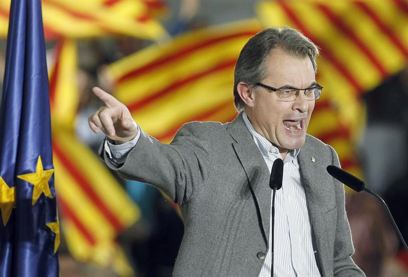 Siguen los temblores políticos en Cataluña