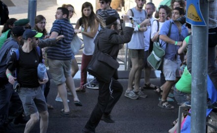 Jerusalén: ultraortodoxo apuñala a 6 personas en Marcha del Orgullo