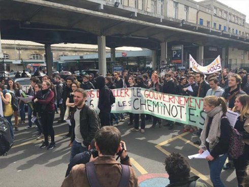 Estudiantes, trabajadores, movimiento Nuit Debout: la convergencia de las luchas avanza en París