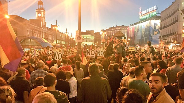 [VIDEOS] Una marea humana rechaza la investidura de Rajoy en Madrid
